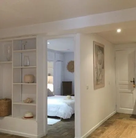 Petite Maison Mitoyenne Au Cœur De Tropez